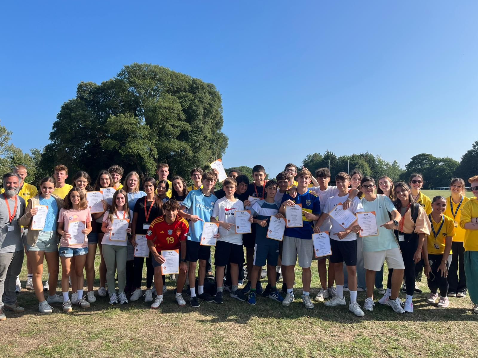 WhatsApp Image 2025-11-19 at 08.51.54 (1)